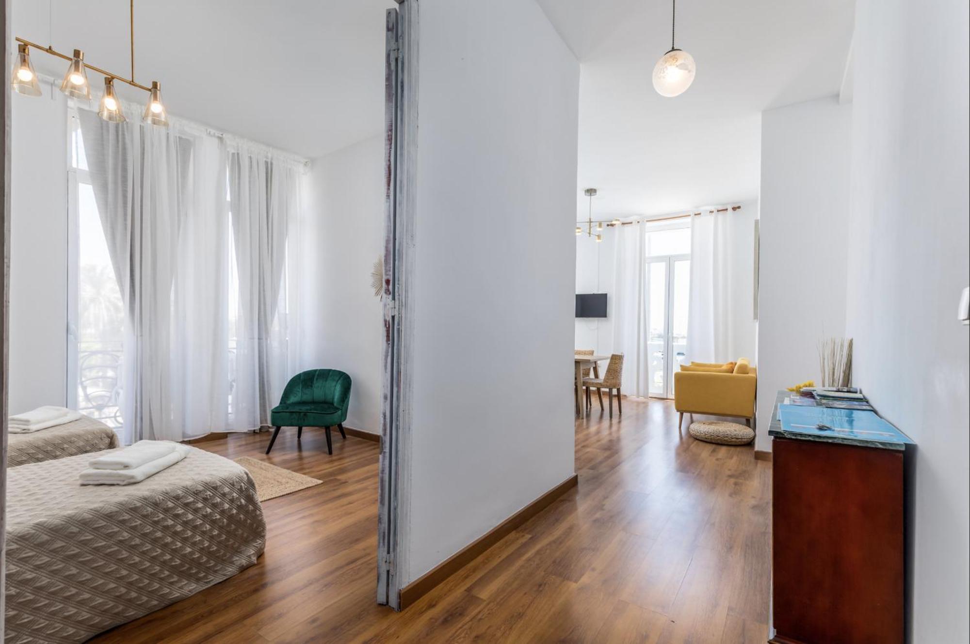 New Calabuig Apartaments Valencia Kültér fotó